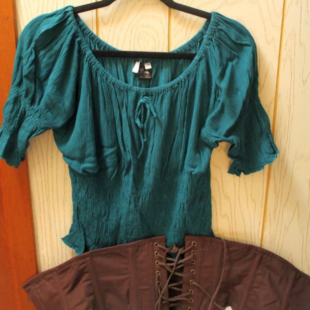 Women's Peasant Shirt with Corset Belt - Size S/M - Like New